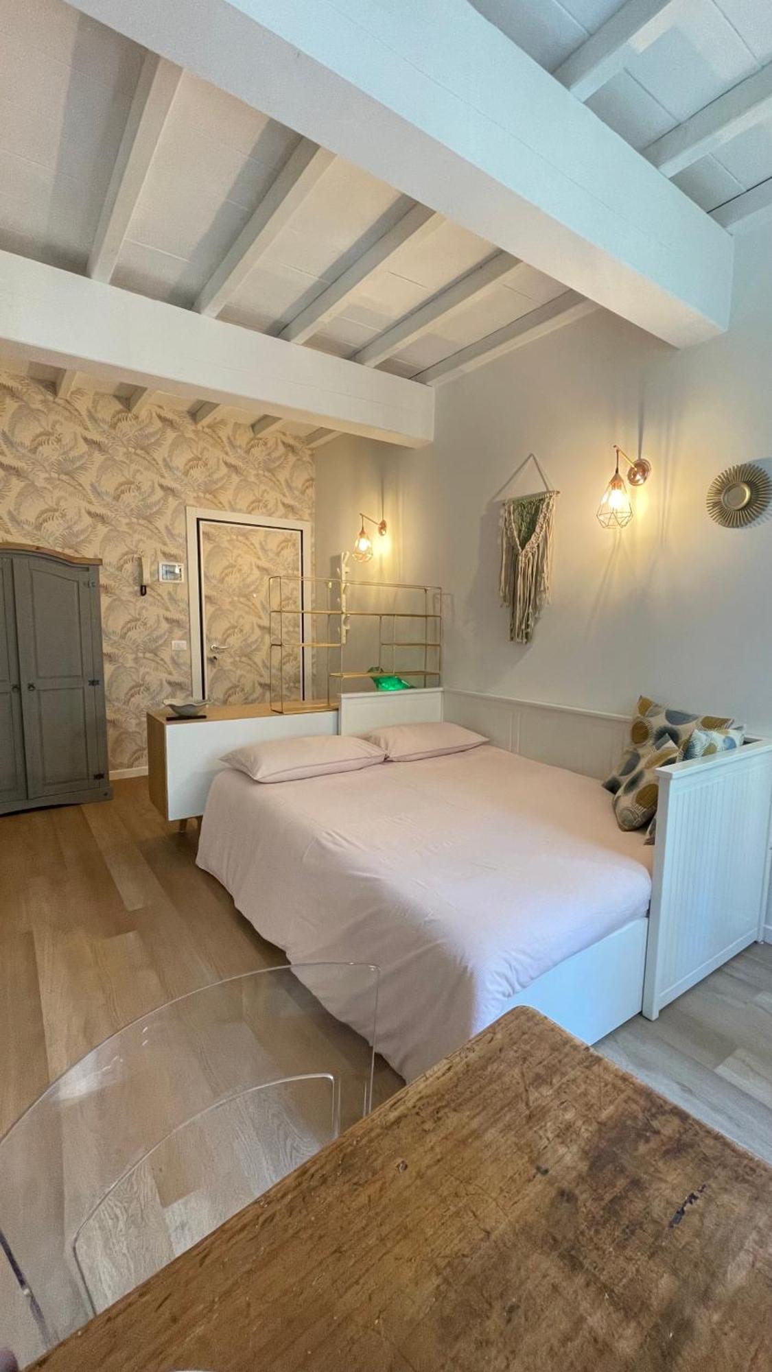 La Plume Apartment Парма Екстериор снимка